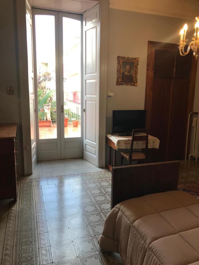 Bed and Breakfast Palazzo De Bellis Vitti Nella Citta Delle Grotte Castellana Grotte Exterior foto
